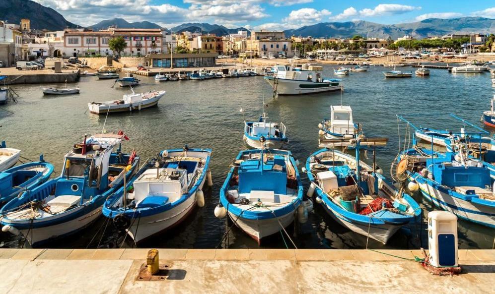 B&B Love The Sea Isola delle Femmine Εξωτερικό φωτογραφία